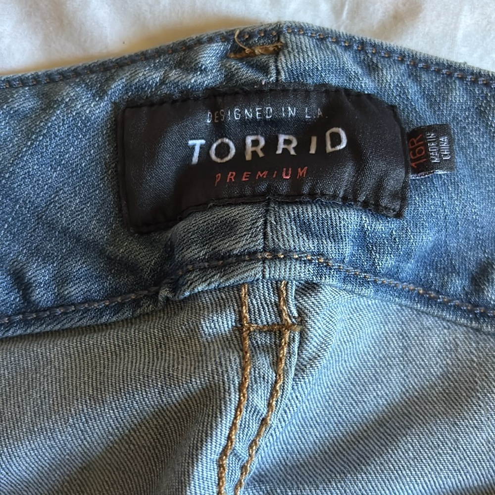 Torrid distressed jeans - Picture 2 of 4